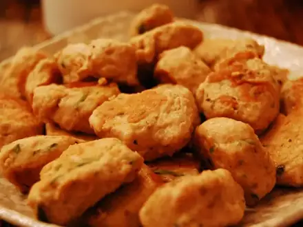 Финиковые конфеты с орехами