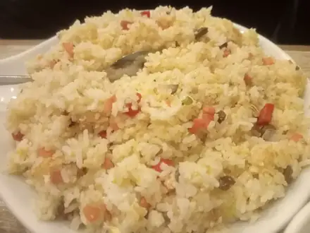 Жареный рис с овощами по-домашнему